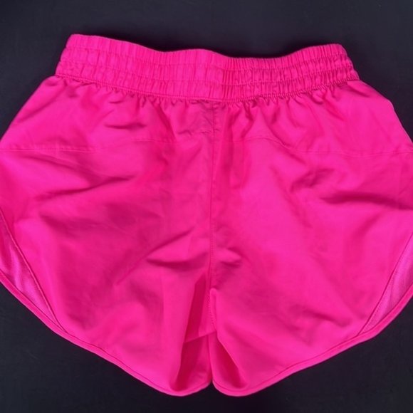 𝅺lot of 2 Medium Athletic Shorts - Picture 5 of 5